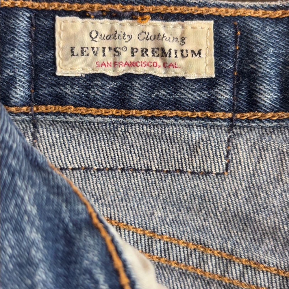 Levi’s Wedgie Button Fly - image 4